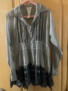 Stunning Free One blouse. Rare!